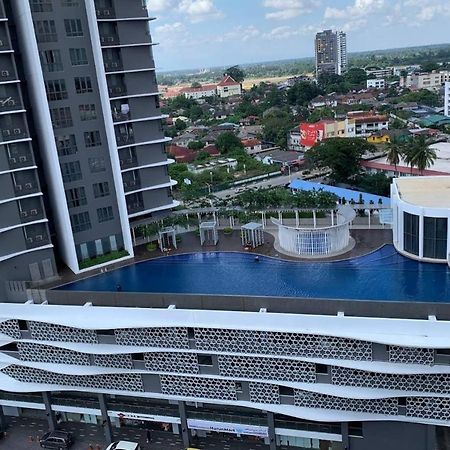 Golden Troika Kota Bharu - 2 Bedrooms Εξωτερικό φωτογραφία