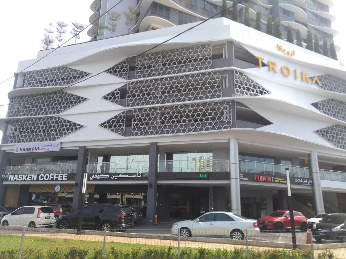 Golden Troika Kota Bharu - 2 Bedrooms Εξωτερικό φωτογραφία